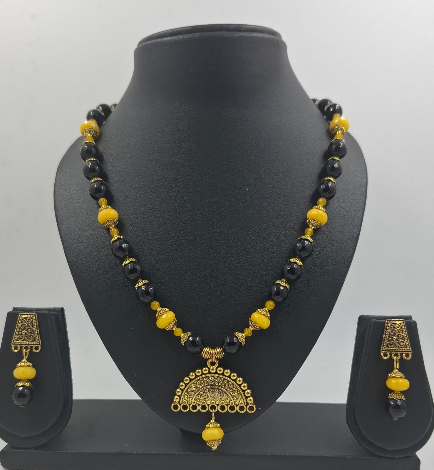 Beads Necklace